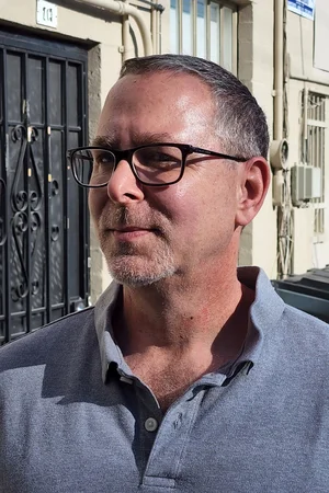 Warren Zide